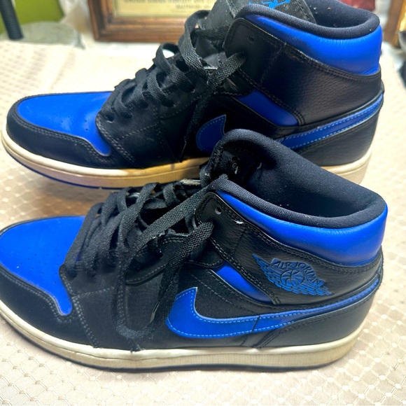 Jordan 1 mid hyper royal 2020 sz.10 men’s - Picture 1 of 7